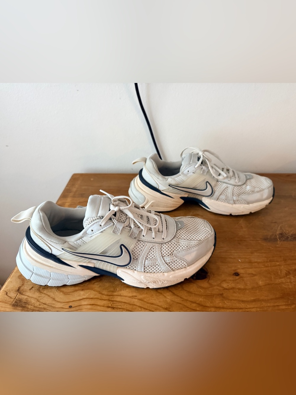 Nike Kids White and Navy Mesh Running Sneakers